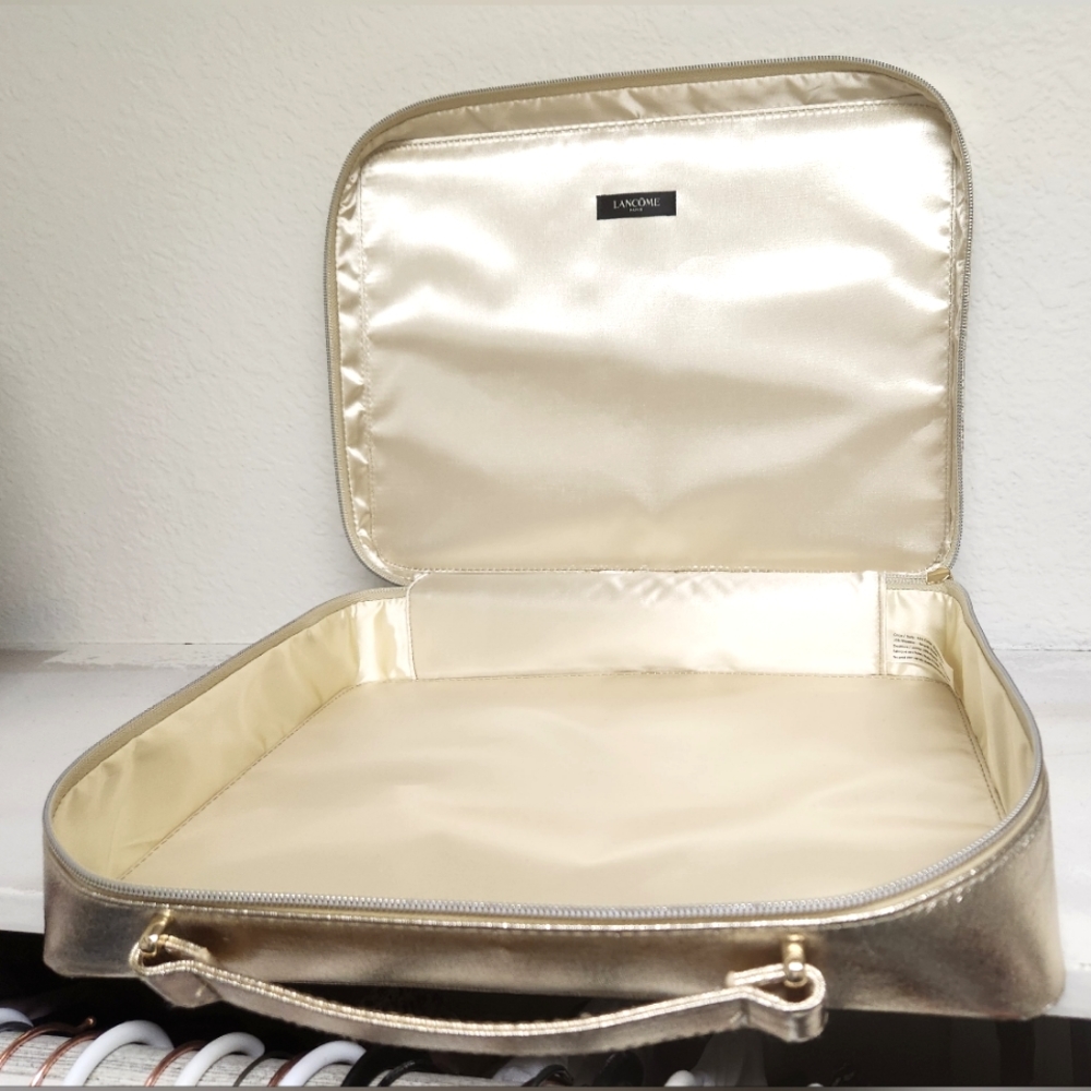 Lancome makeup case - Picture 2 of 3